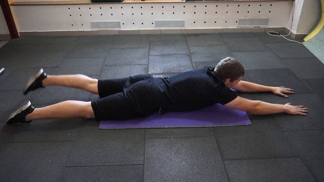 Укрепляем спину вместе с персональным тренером Андреем Казаковым. смотреть онлайн