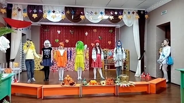 АЛИСА В СТРАНЕ ОСЕННЕГО БАЛА смотреть онлайн