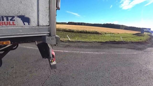 НАШЕЛ ГДЕ ТРАВА РАСТЕТ,ОФИГЕТЬ))) ОМСК-ТЮМЕНЬ-ЕКАТЕРИНБУРГ. смотреть онлайн