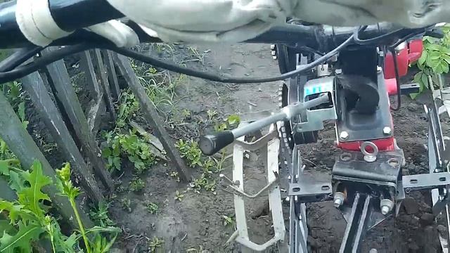 Окучиваем мотоблоком смотреть онлайн