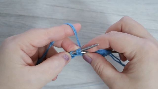 Интересный узор спицами для шапок. МК для начинающих смотреть онлайн