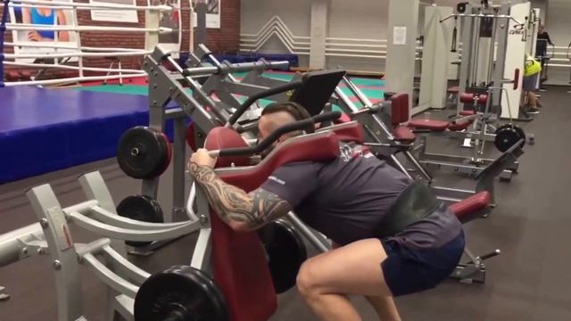 Качаем ноги, отстают , прокачаем их, многоповторная тренировка. смотреть онлайн