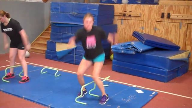 fence jump over hurdle 180 смотреть онлайн