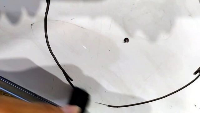 Аня рисует на магнитной доске скетч маркером Колибри арт Colibri art смотреть онлайн