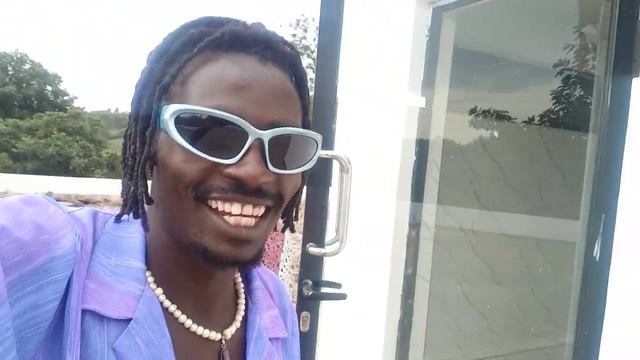 A Visit to my Son @iammarwaafter coming back from the city of Kenya Africa. смотреть онлайн