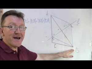 Серединный перпендикуляр к стороне треугольника. Построение.