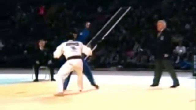 Judo 2009 Tbilisi: Papinashvili (GEO) - Chubinadze (GEO) [-60kg] смотреть онлайн