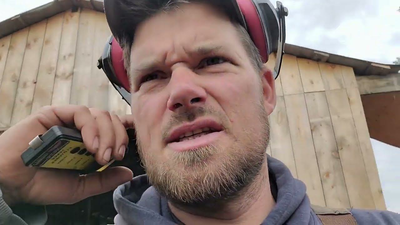 That is one FAT pig, not a NEW Fashion Statement смотреть онлайн