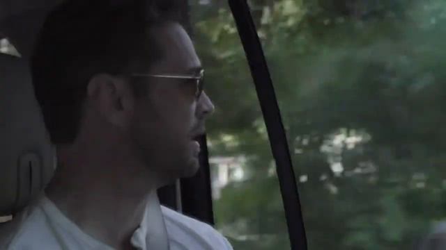 Jason Priestley sits down and chats with us смотреть онлайн