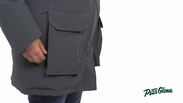 2015 Canada Goose Women's Expedition Parka Review by Peter Glenn смотреть онлайн