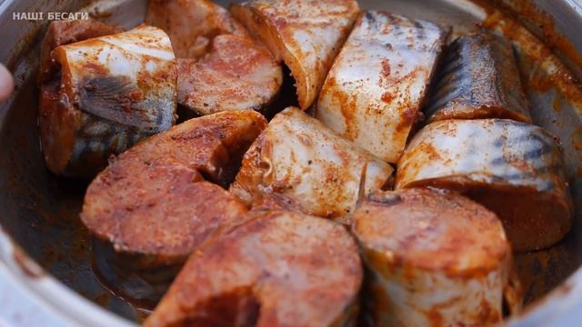 СКУМБРІЯ на мангалі. Простий і смачний рецепт скумбрія на вогні/ шашлик зі скумбрії смотреть онлайн