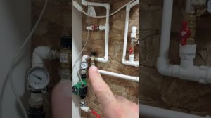 Тёплый пол через водонагреватель. Часть 2..mp4