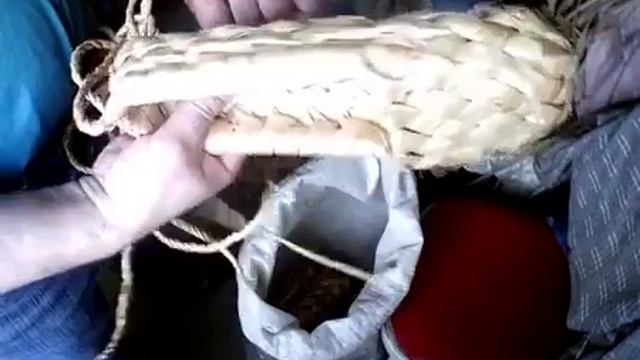 Игорь Черезов Белая Халуница призы участникам курса плетения лаптей да 21 пара призов! смотреть онлайн