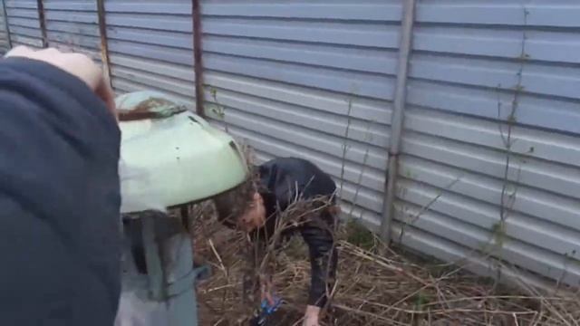 Подарок с субботника детскому саду / Gift kindergarten (29.04.15) смотреть онлайн