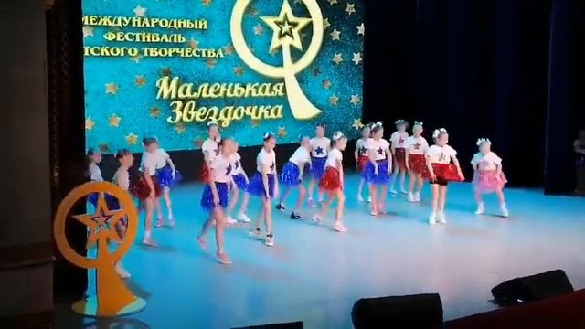 Танец "Малявка" смотреть онлайн