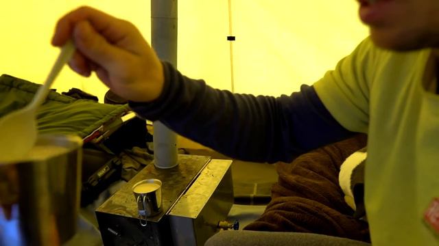 Hot Tent Winter Camping | Keeping Warm in the Mountains смотреть онлайн
