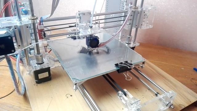 КАК Я СЛОМАЛ ЧУЖОЙ 3D ПРИНТЕР... смотреть онлайн