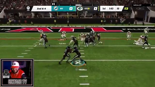 Who's that coming down the track смотреть онлайн