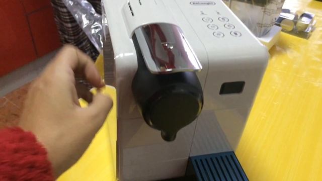 Unboxing Nespresso смотреть онлайн