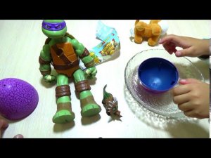 Огромное яйцо ДИНОЗАВРА сюрприз игрушка внутри распаковка. БОЛЬШАЯ ЧЕРЕПАШКА НИНДЗЯ видео детям