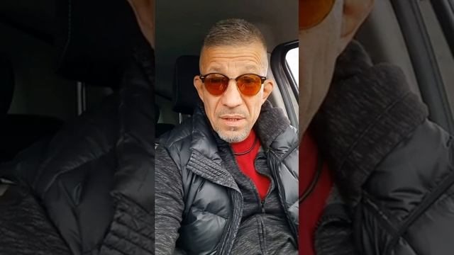 Кто на самом деле сильнее мужчина или женщина и почему женщины обычно командуют в отношениях? смотреть онлайн