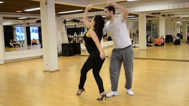 Freddy & Andressa - Zouk demo in Helsinki - Finland смотреть онлайн
