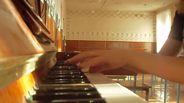 Под небом голубым... смотреть онлайн