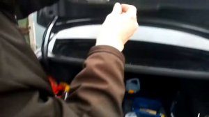 Замена лампочки в плафоне заднего номера джили эмгранд