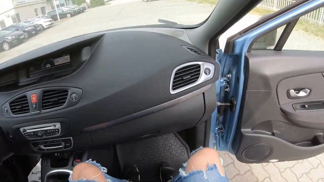 2011 Renault Grand Scenic Authentique 1.6 16V 110Hp Opalin Blue смотреть онлайн