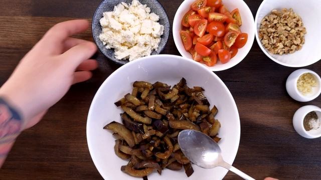 Салат без майонеза. Баклажаны с помидорами и брынзой. #8 смотреть онлайн