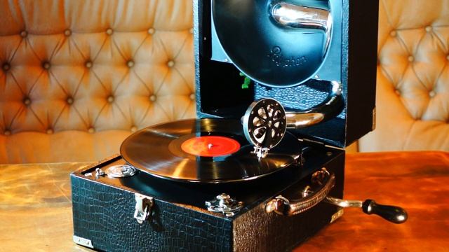 Патефон Polyphon, 1930 г., Рио-Рита, пасодобль, оркестр Марека Вебера, 1932 г., Берлин смотреть онлайн