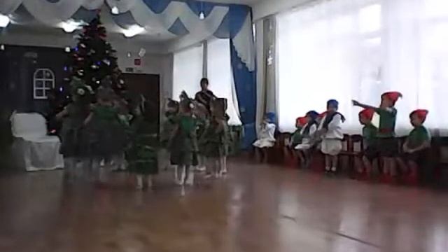 Новогодний утренник в группе "Пчелки" смотреть онлайн