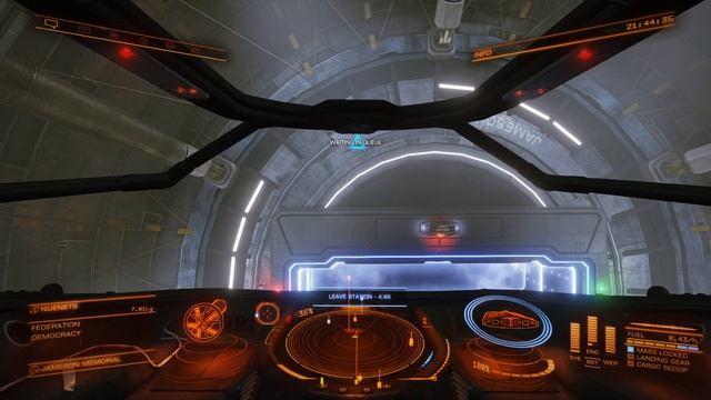Elite Dangerous- Bitesize Basics- courier missions. смотреть онлайн