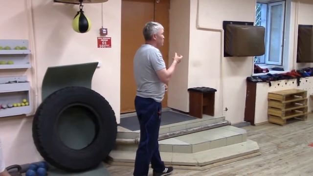 Бой с тенью с акцентом по заданию. Тренер Касимов Ринат смотреть онлайн