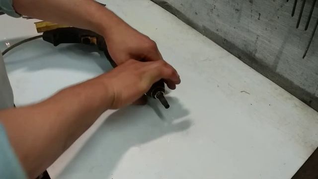 Очистка гильз Mauser K98 и MG смотреть онлайн
