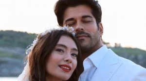 Бурак Озчивит & Неслихан Атагюль