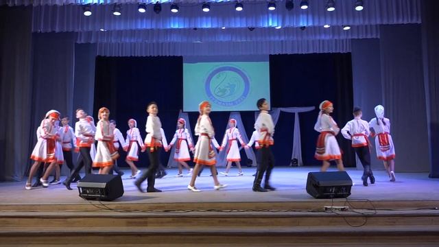 ОХА "Зульфия" - Мордовский танец "Вядра" смотреть онлайн
