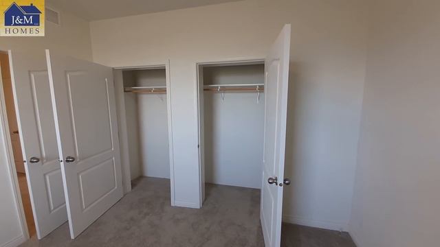 More room and kitchen to entertain than you could ever need. The largest kitchen you can get. смотреть онлайн