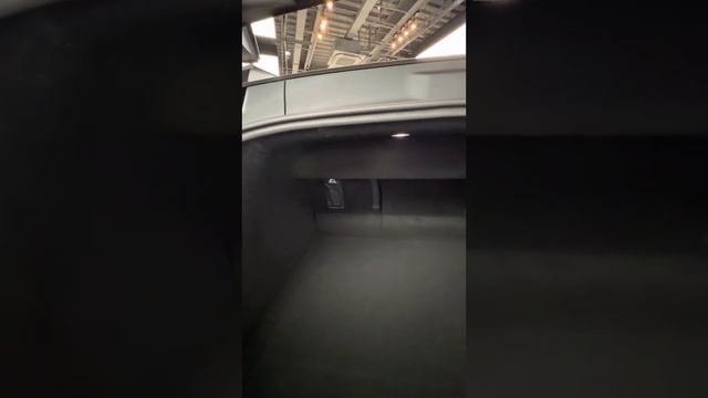 Полный обзор HiPhi Z смотреть онлайн