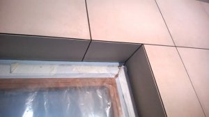 запил плитки под 45 градусов, дверные откосы