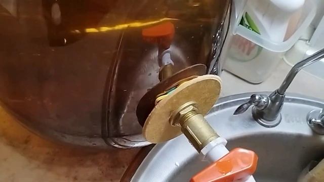 Ёмкость для воды из пивной кеги с краном смотреть онлайн