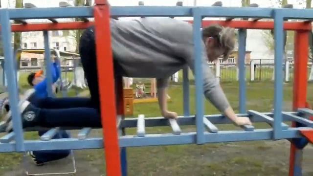 Подарок родителей детям на выпускной. ВЫПУСК 2017 года смотреть онлайн