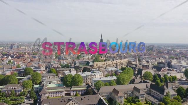 Inscription on video. Strasbourg, France. The historical part of the city, Strasbourg Cathedral. Li смотреть онлайн