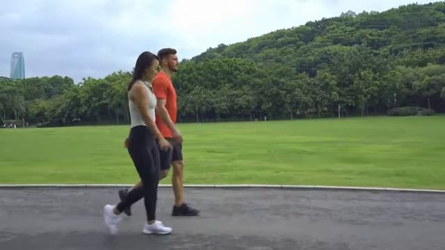 UltraThin™ Smart Treadmill смотреть онлайн