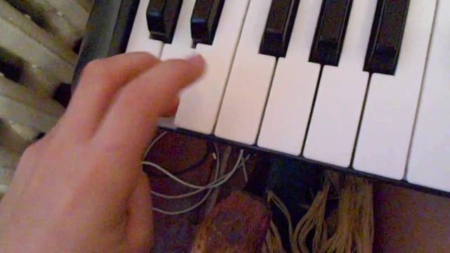 Уроки по фортепиано или пианино ( 1 урок ) смотреть онлайн