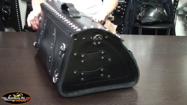MotoBody.ru - Кожаный задний (центральный) кофр для мотоцикла К40 черный