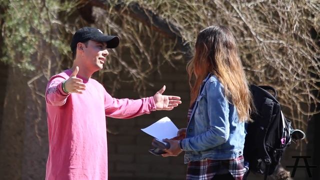 “Knock-Knock" Pick up Lines! смотреть онлайн