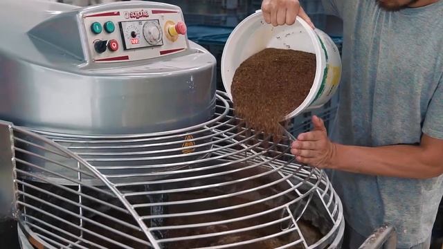 Ликбез по хлебопечению от шеф-пекаря "ХЛЕБНИКА" / Александр Васильев смотреть онлайн