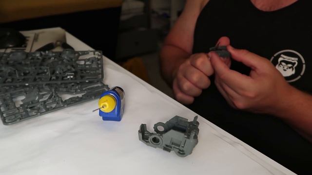 BUILD WITH ME: Primaris Redemptor Dreadnought #1: Body, Legs & Armour смотреть онлайн