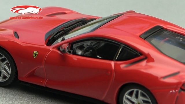 ck-modelcars-video: Ferrari 812 Superfast Baujahr 2017 rot Altaya смотреть онлайн